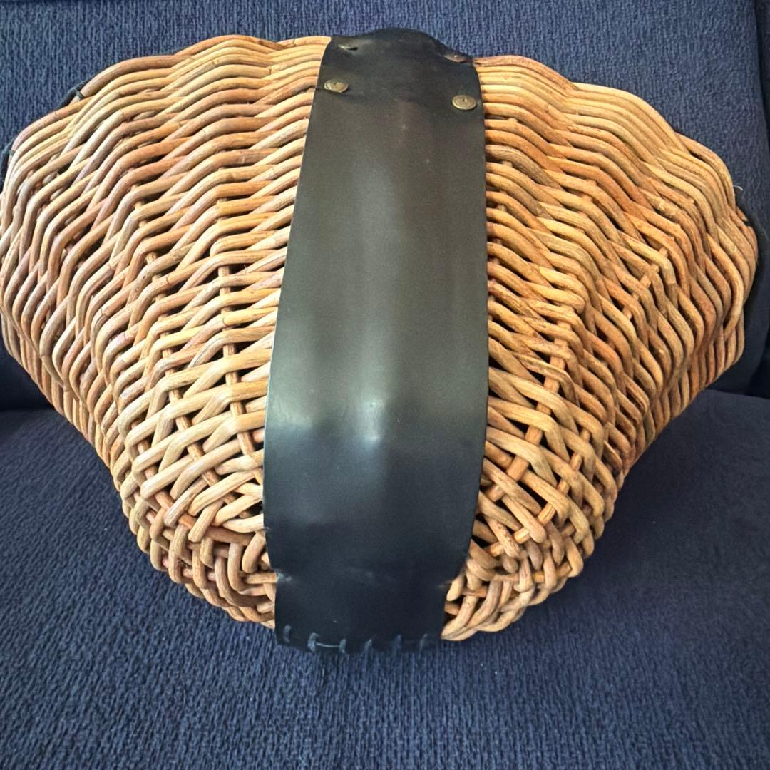 エバゴス籐製ハンドル付きかごバッグ