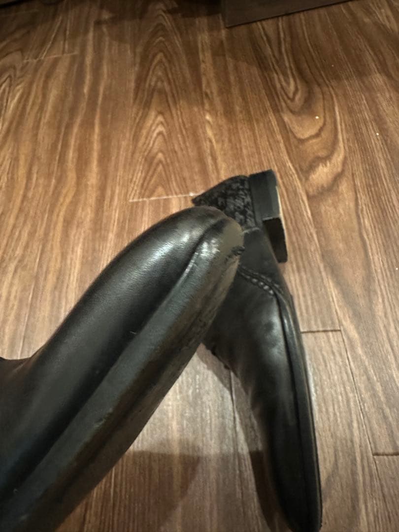 MAGNANNI スペイン製　レーザー刻印ホールカット