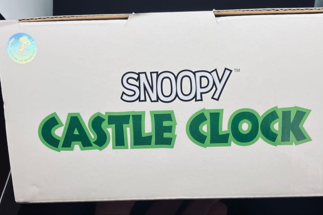 スヌーピー キャッスルクロック 置時計 ホワイト　ゴールド