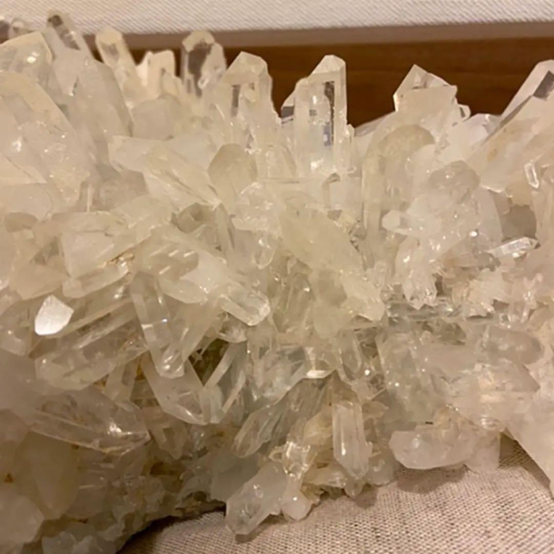 希少VEDA  ヒマラヤ カンチェンジュンガ水晶  BIGクラスター