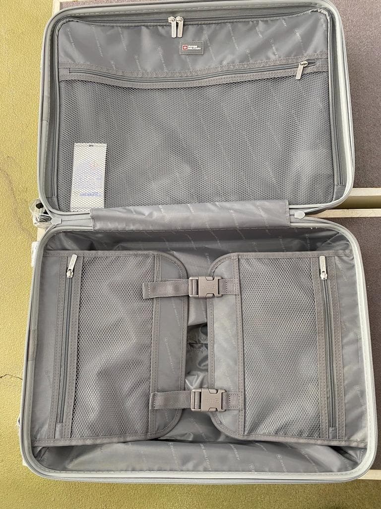 スイスミリタリー スーツケース 38.5L 機内持ち込みサイズ SM-C920