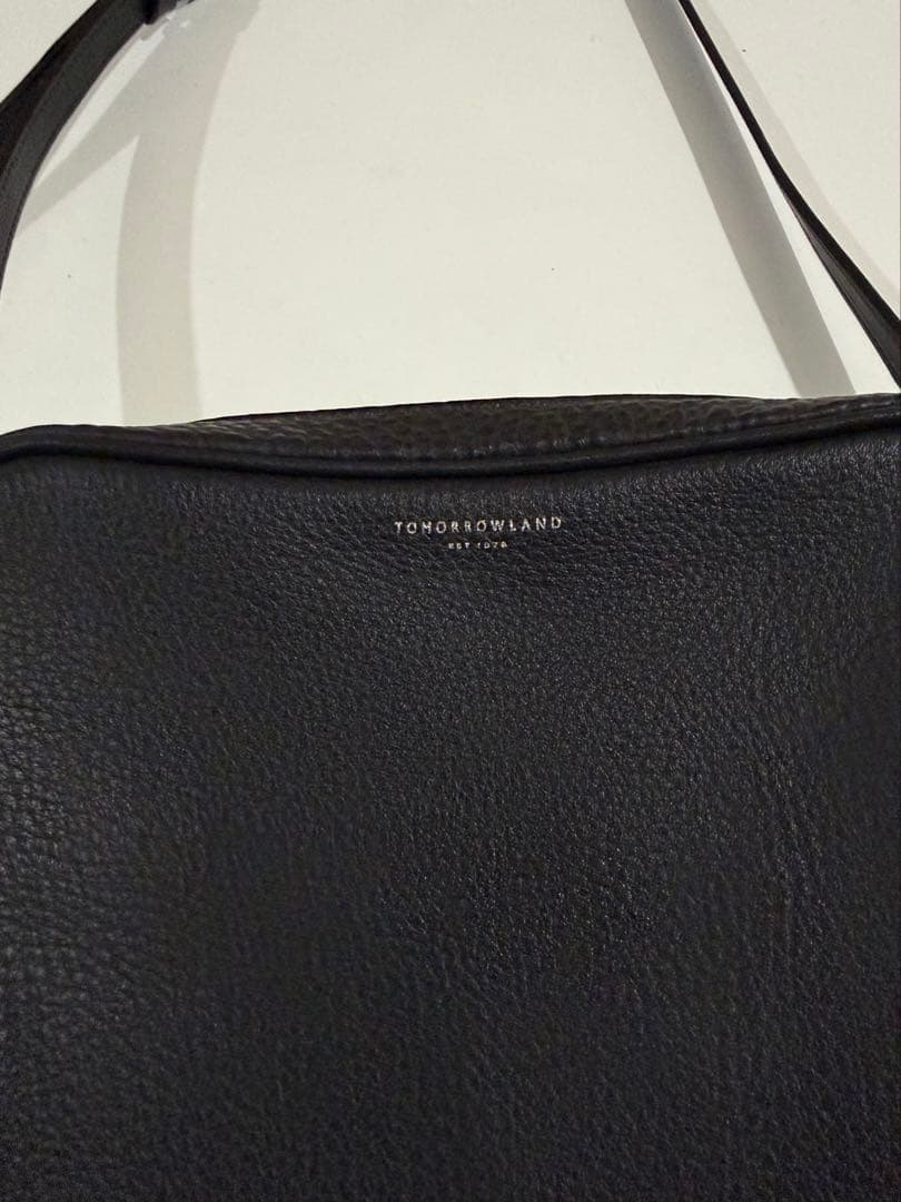 TOMORROWLAND シュリンクレザー ミニショルダーバッグ