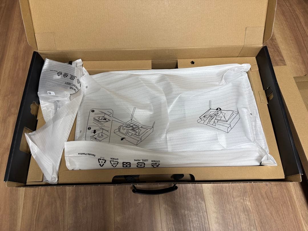 DELL ディスプレイ U2724DE