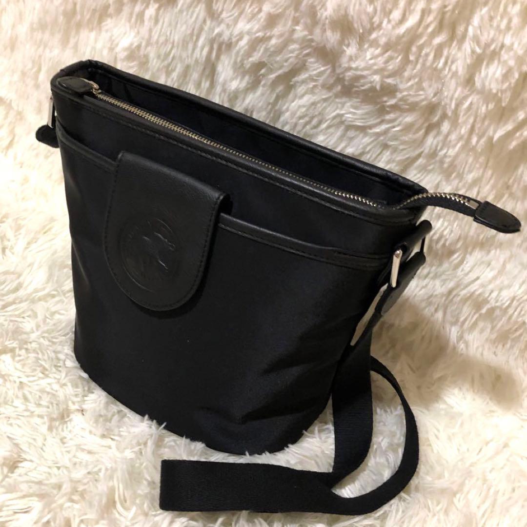 未使用☆ハンティングワールド ショルダーバッグ　 ブラック