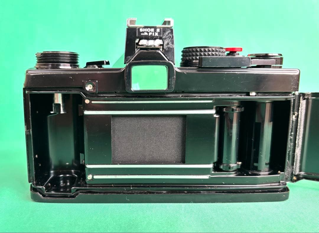 ★ OLYMPUS OM-2 BLACK + ★ 標準レンズ 50mm