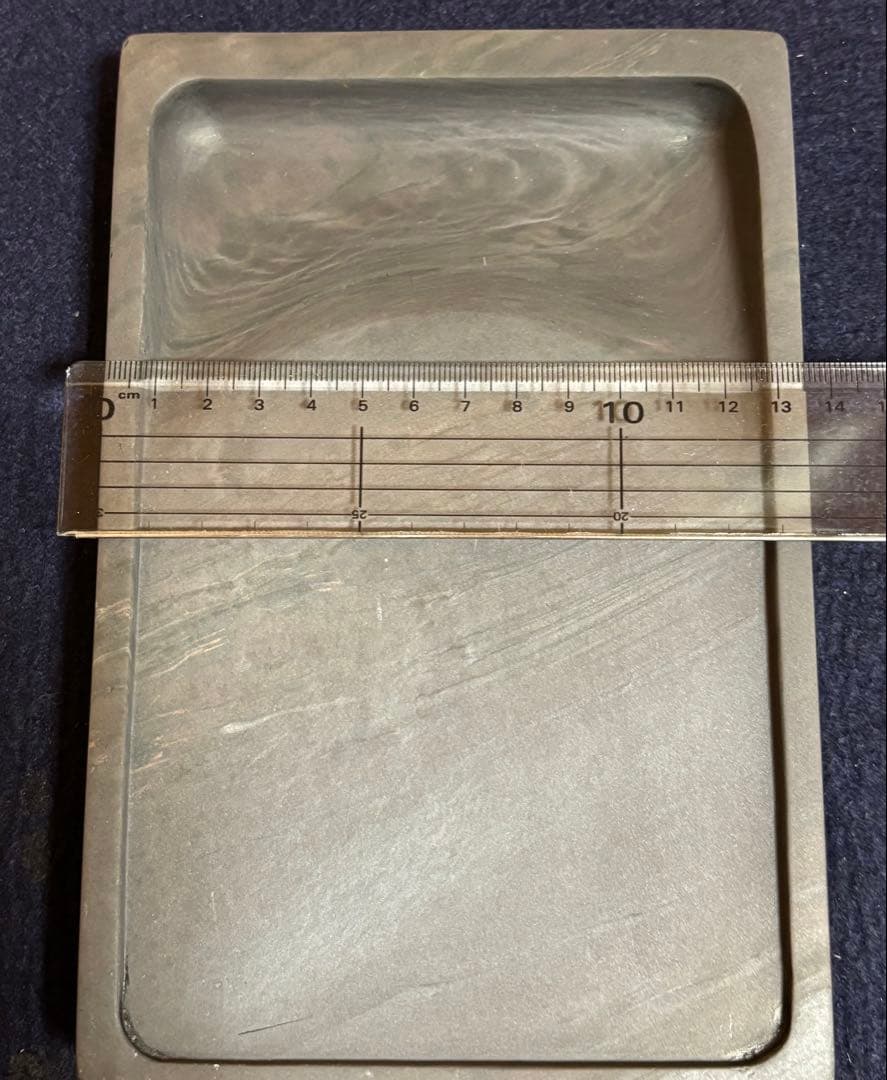 再出品　絶品老坑端渓水巌硯　魚児隊青花・金線・梅舒適先生即売会・８寸長方硯