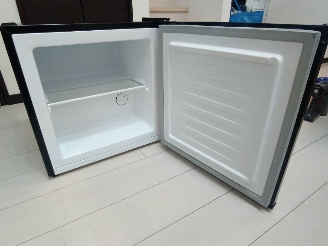 2020年製 冷凍庫 ストッカー 32L