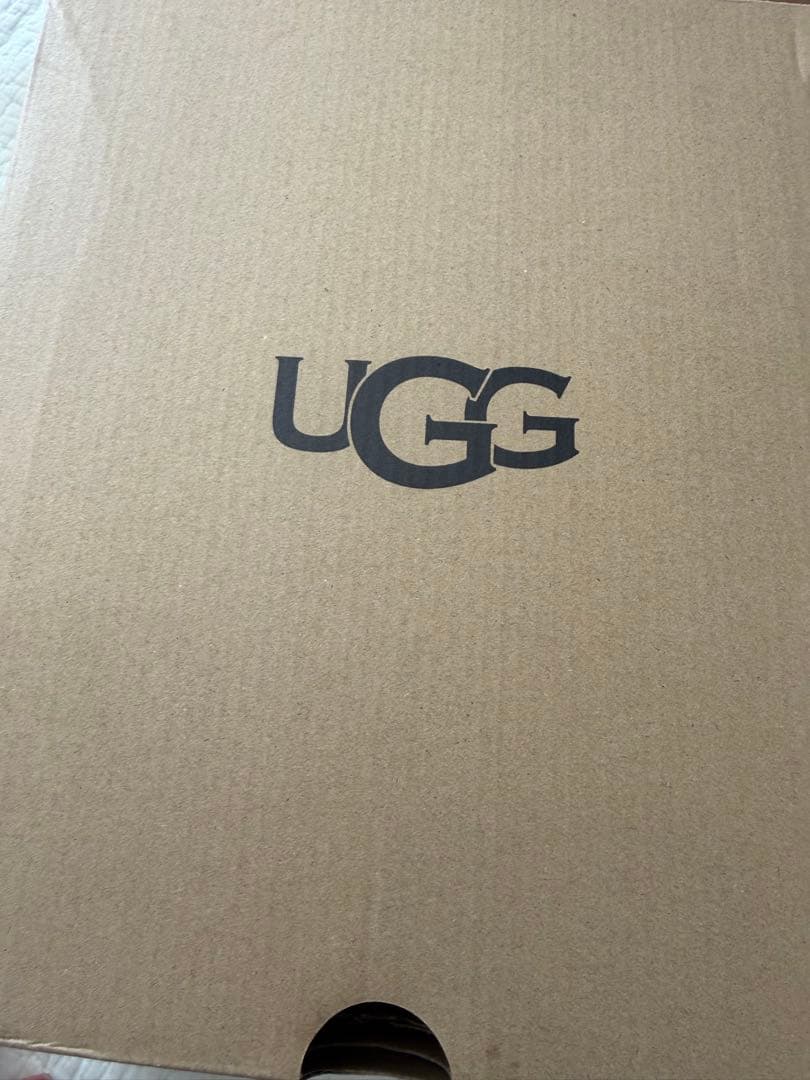 UGG クラシックウルトラミニ　24 新品未使用　ブラック