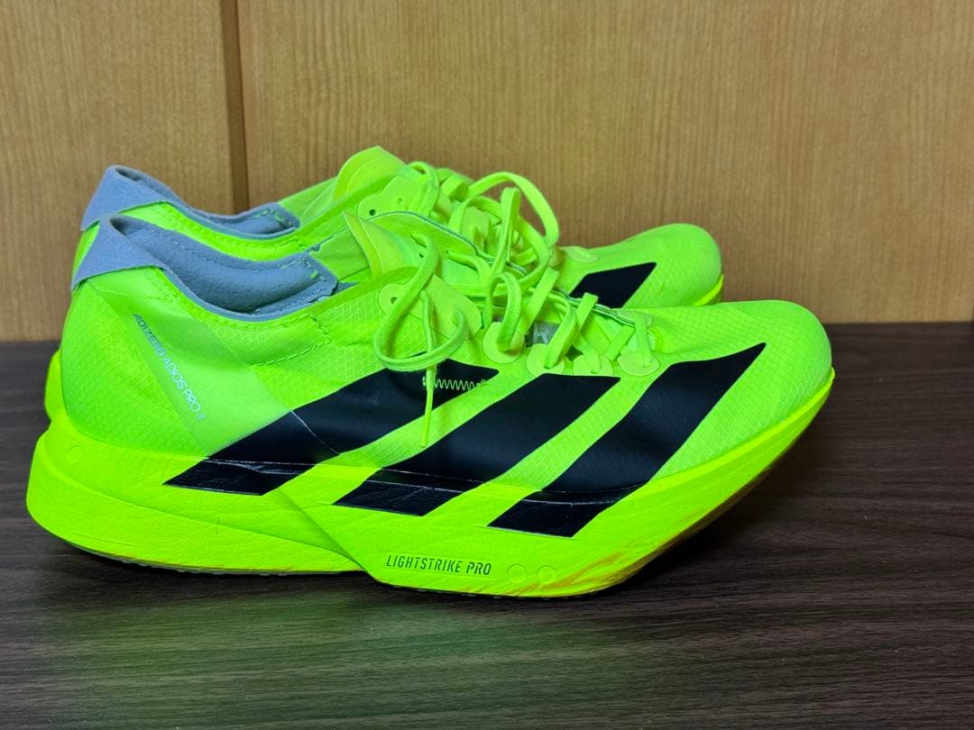 アディオスプロ4 26.0センチ