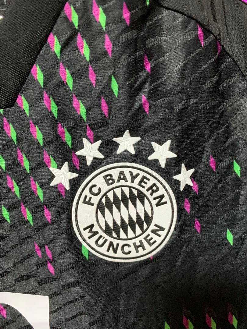 バイエルンミュンヘン23/24 アウェイ ユニフォームM キミッヒ選手