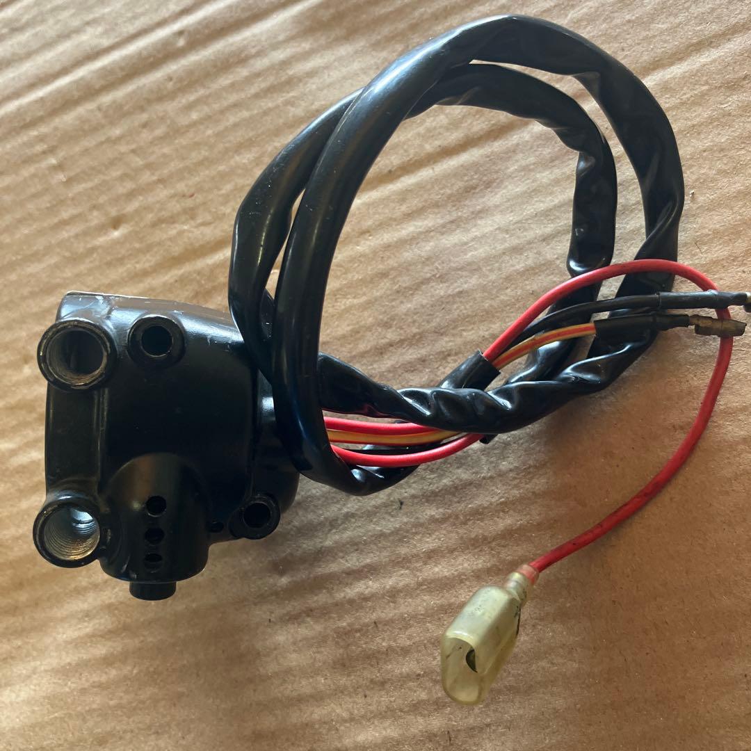 カワサキKZ1000MK2 ハンドルディマースイッチ右側(セルモーター)純正②