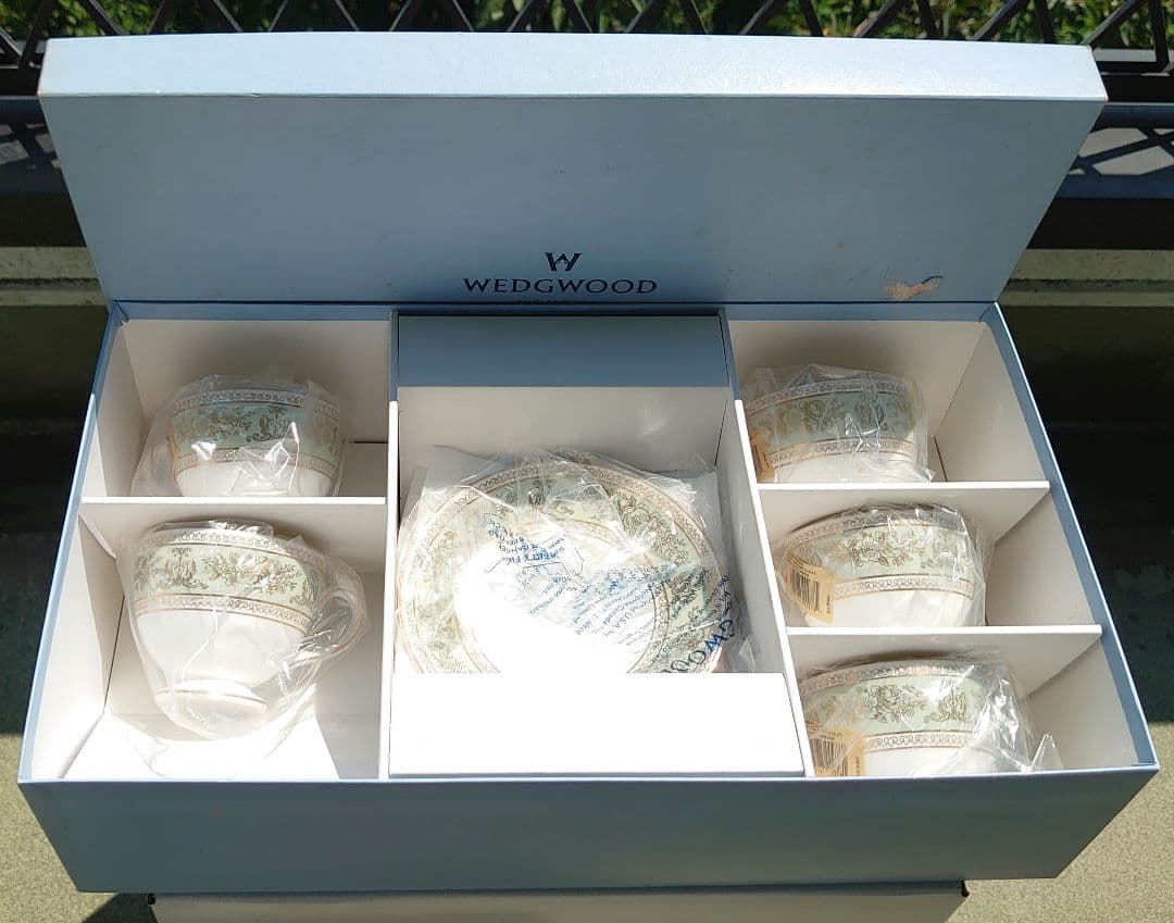 【未使用】 セージグリーン リー碗皿セット