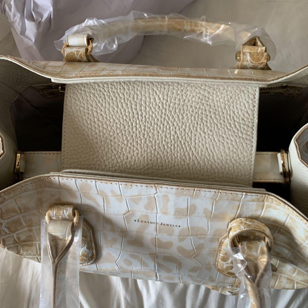 レザージュエルズ ギャレリア　ココリュクスイタリアンレザークロコダイル型押し