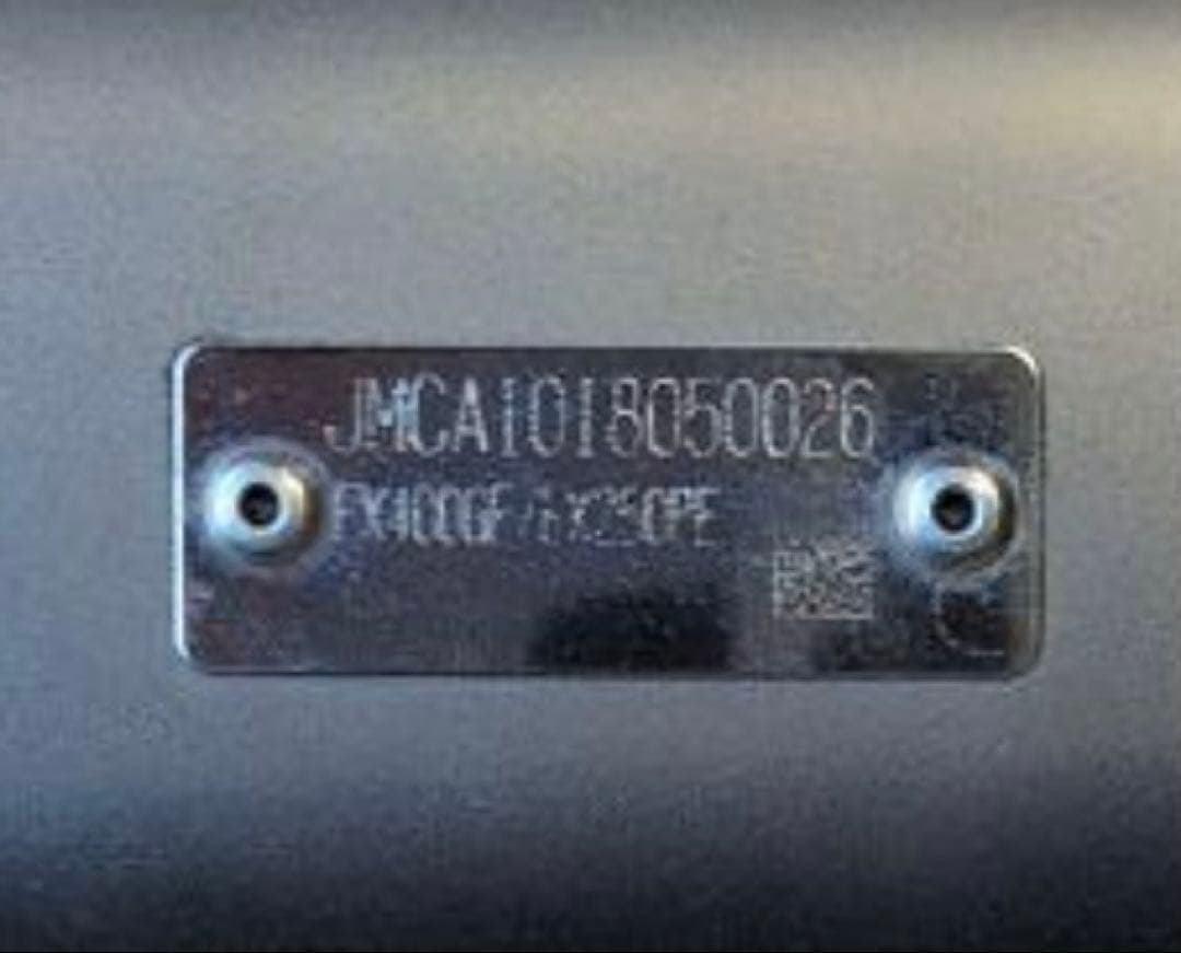 AKRAPOVICマフラー Kawasaki Ninja 400 用　政府認証付