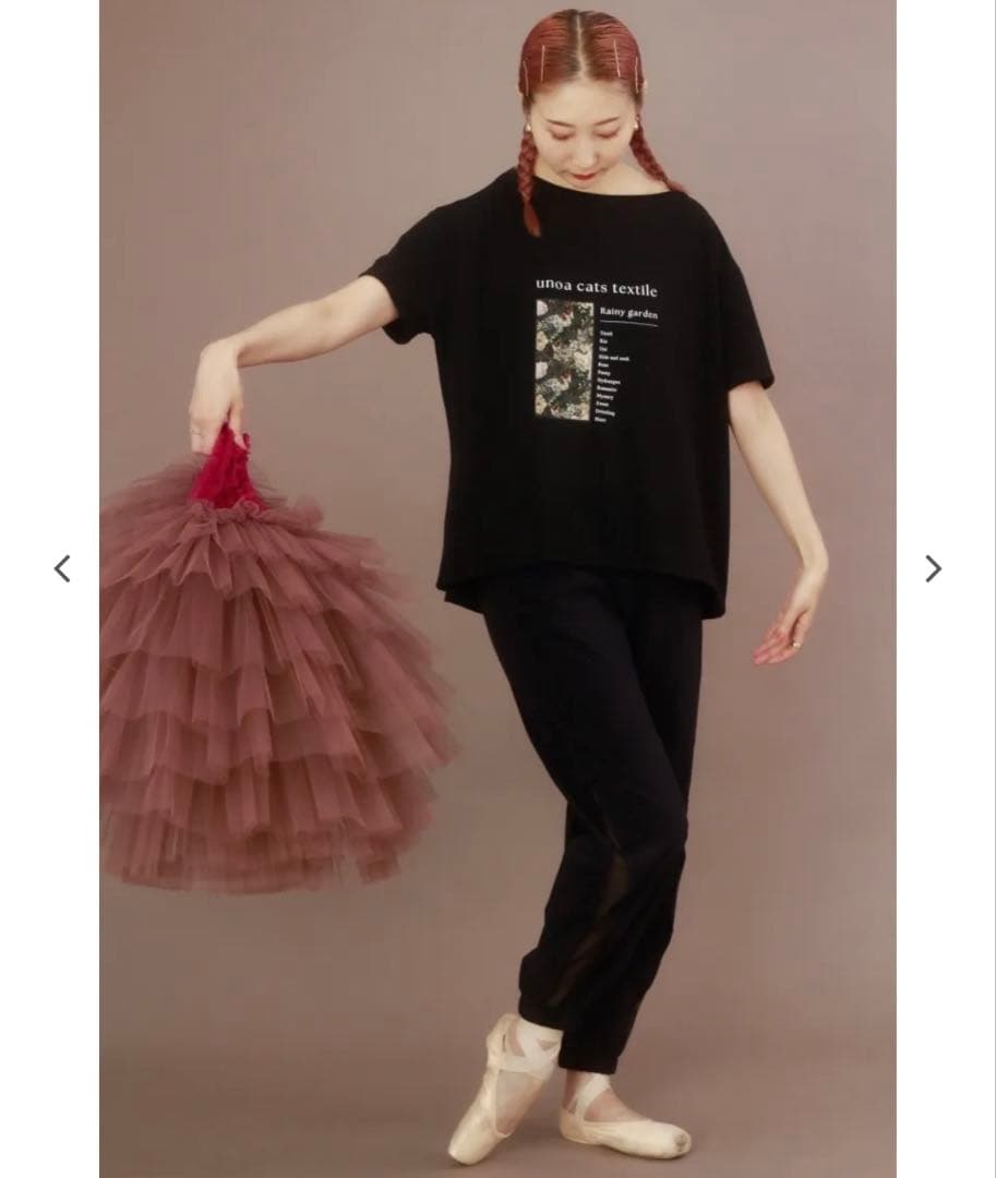 お得 新品 unoa Tシャツ ウノア バレエ ブラック
