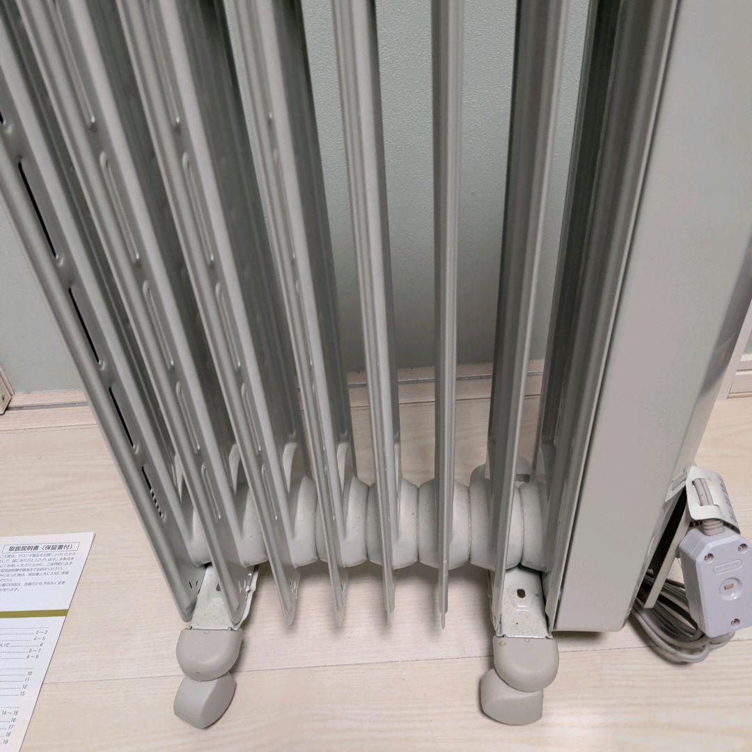 デロンギ オイルヒーター 8~10畳用 KHD410812-GC