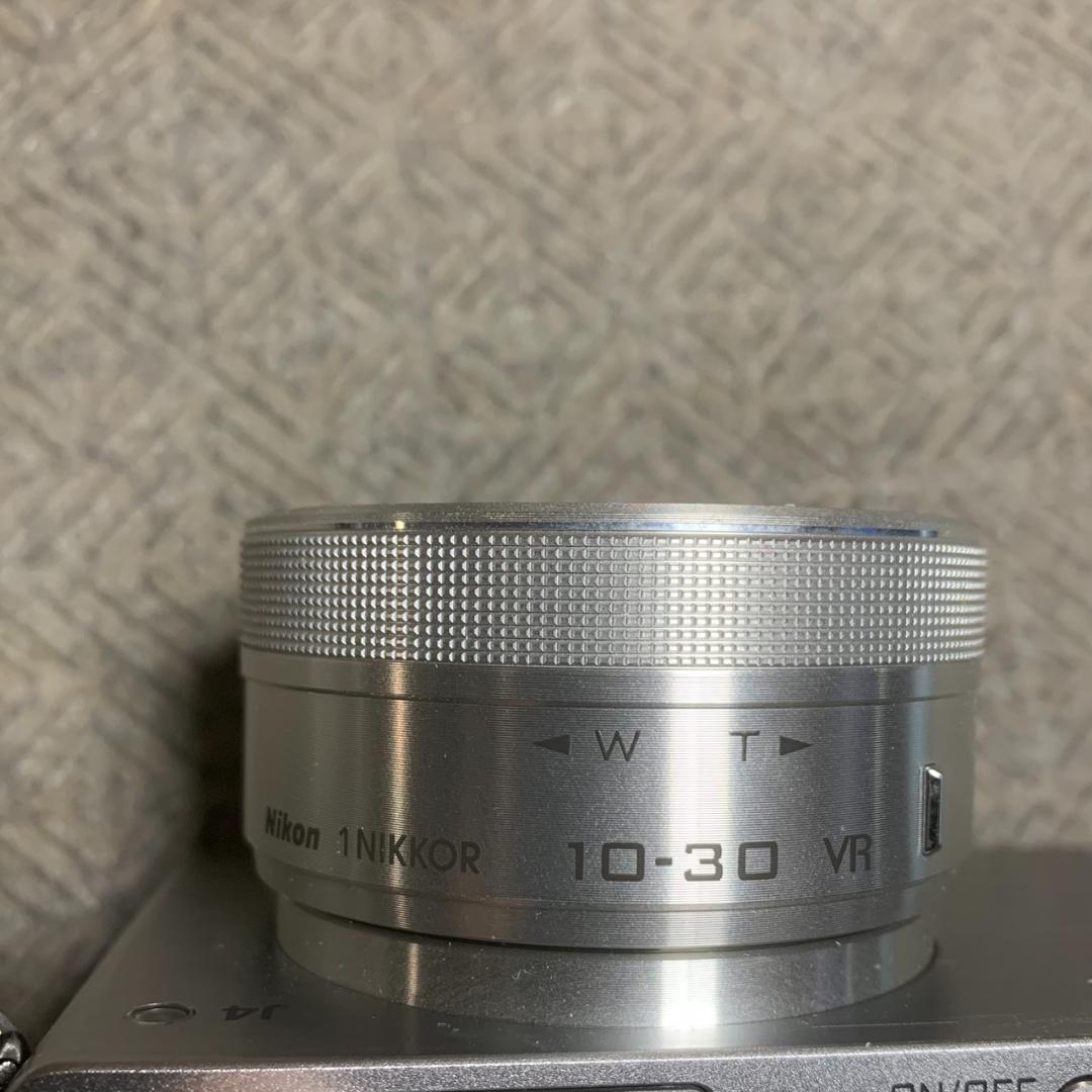 K859 ニコン ミラーレス一眼レフカメラ Nikon 1 J4