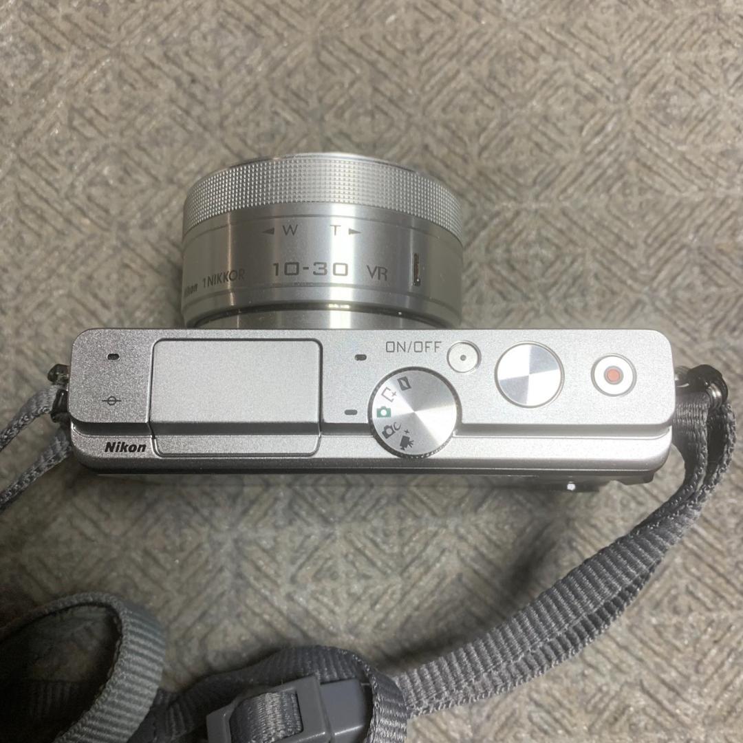 K859 ニコン ミラーレス一眼レフカメラ Nikon 1 J4