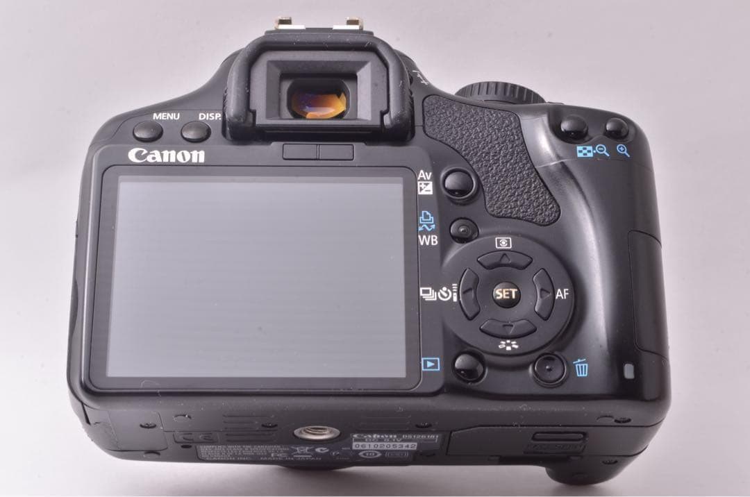 【Wレンズ付き】Canon　一眼レフカメラ　キャノン　KissX2　デジイチ