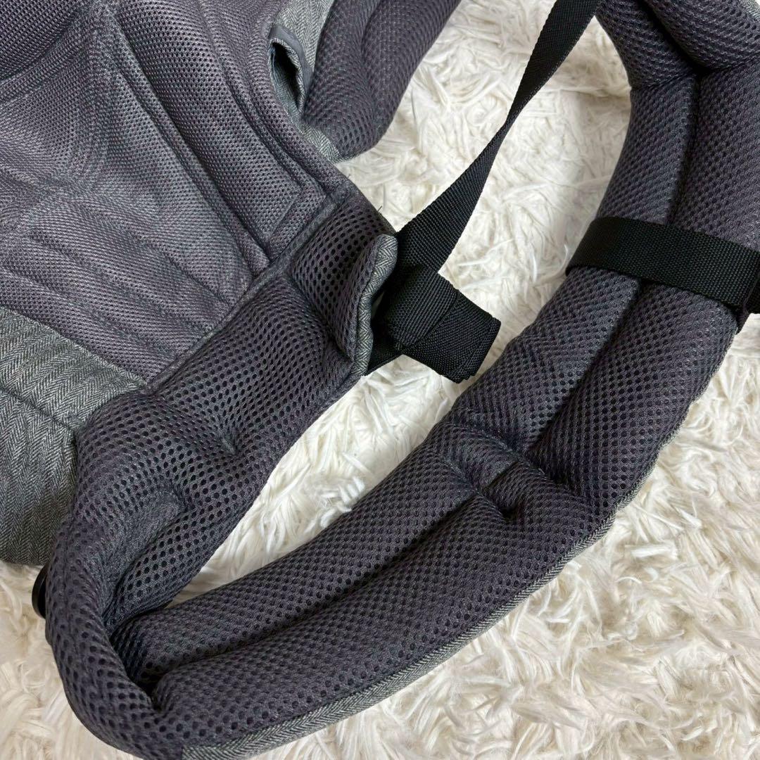 【未使用級】　エルゴ　オムニ360 クールエア　メッシュ　グレー　抱っこ紐