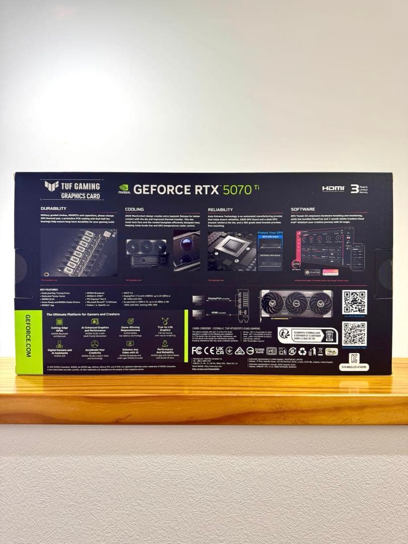 グラフィックボード・グラボ・ビデオカード RTX 5070Ti TUF-RTX5070TI-O16G-GAMING