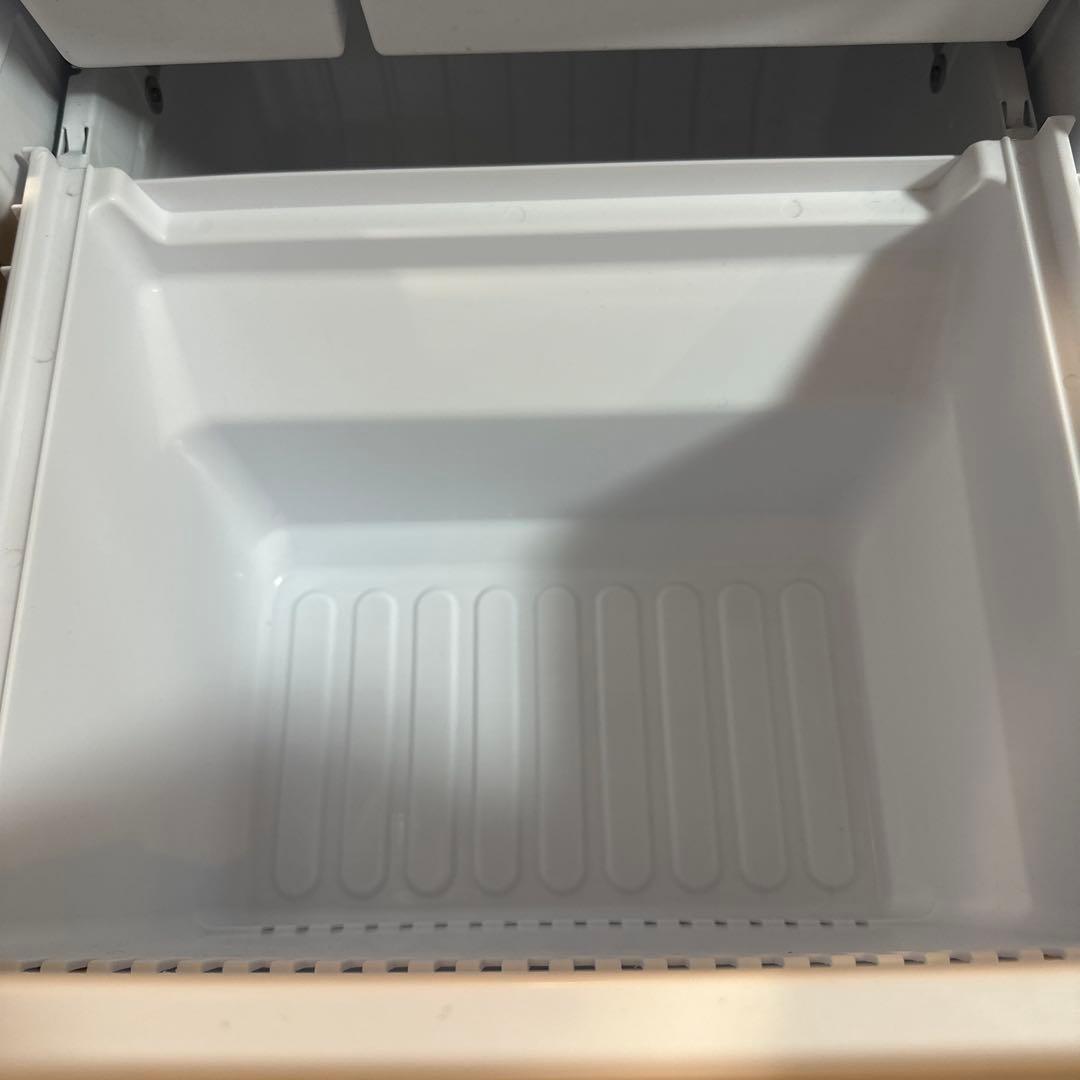 中古SHARP 137L 冷蔵庫【SJ-UY14-W】　どっちもドア