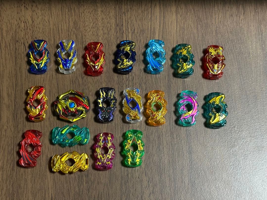 ベイブレードバースト 引退品