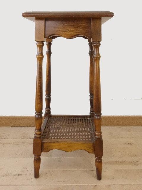 カリモク　コロニアル　花台　サイドテーブル　USED　再塗装済