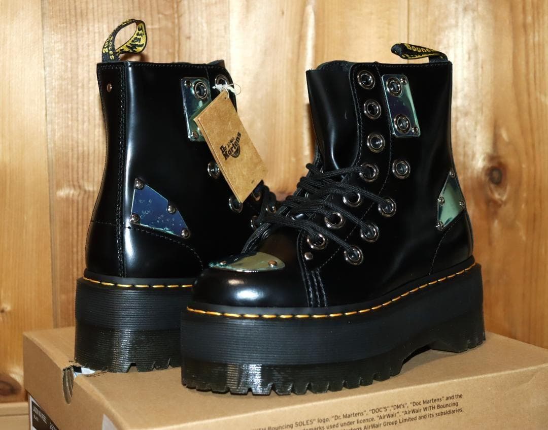 新品 ドクターマーチン JADON MAX REBEL ブーツ (UK4)Ⓗ