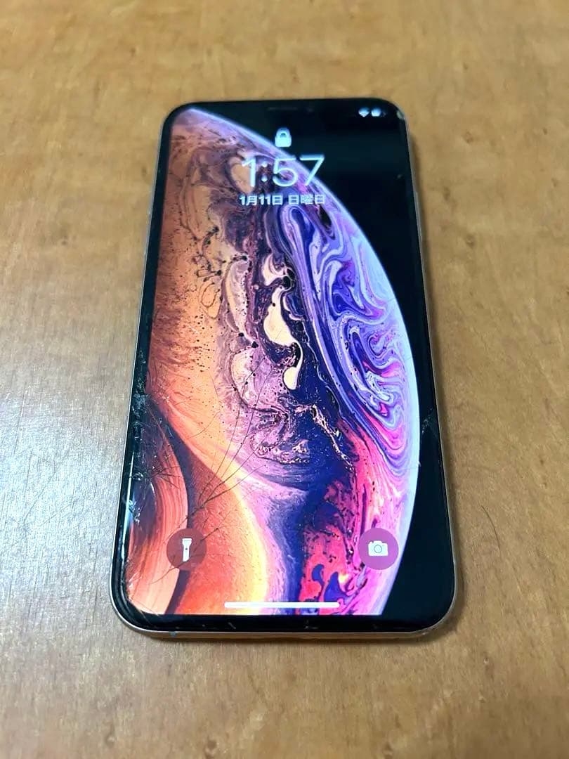 IPhoneXs 64GB シルバー SIMフリー 残債無 バッテリー残量78%
