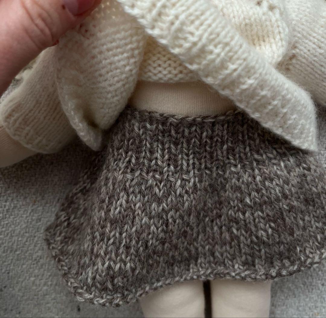 ウォルドルフ 人形　B体　天然素材　手作り人形　ハンドメイド　着せ替え人形