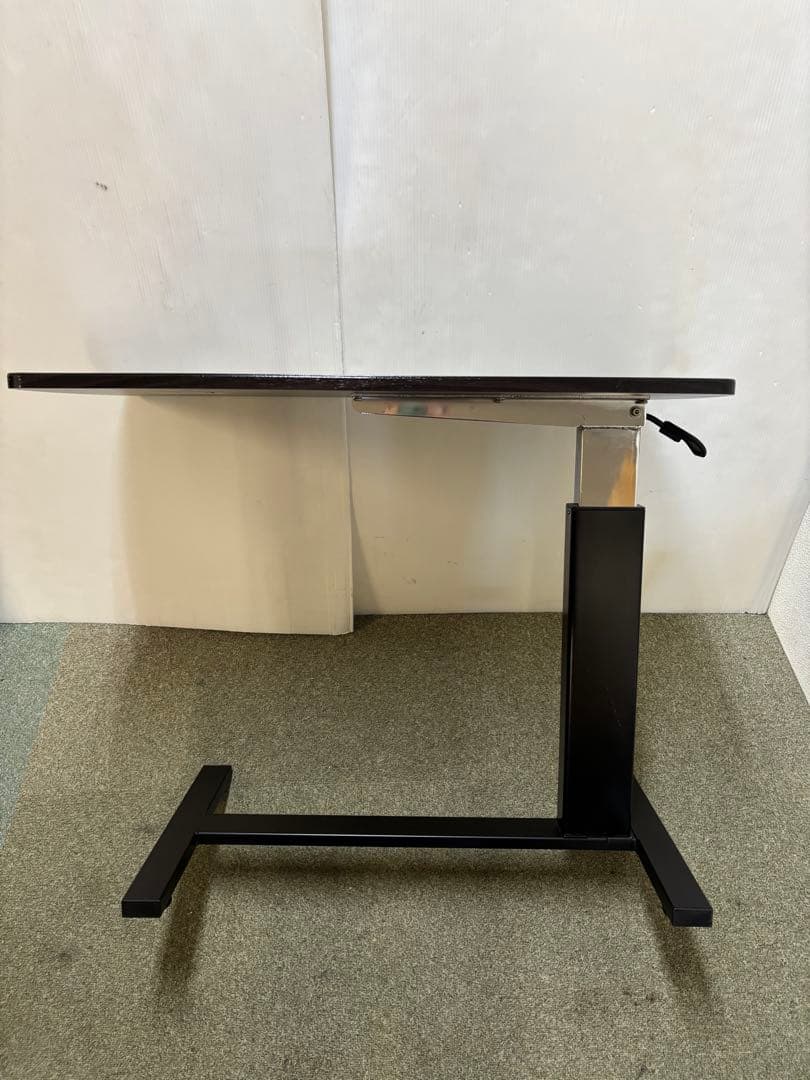 ガス圧昇降テーブル