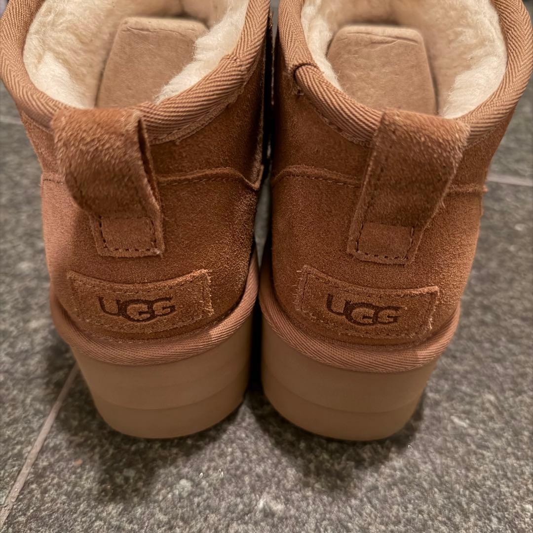 UGG クラシックウルトラミニ プラットフォーム ブラウン 24cm
