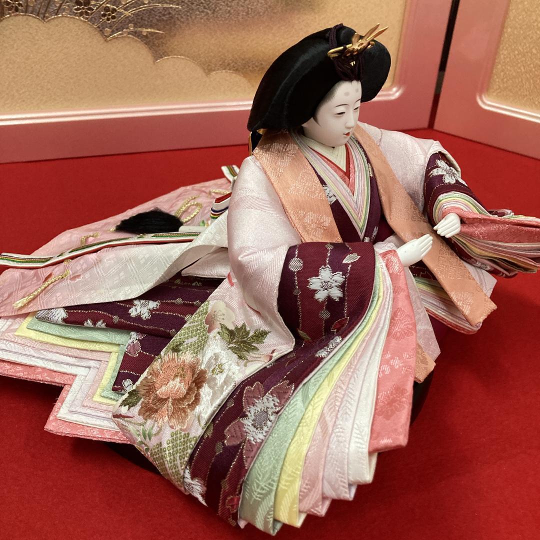 F4-7 訳あり特価　きれいな刺しゅう花柄衣裳　三五親王のみ