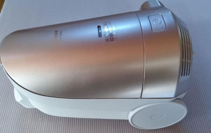 未使用　日立 掃除機　CV-KP900J N