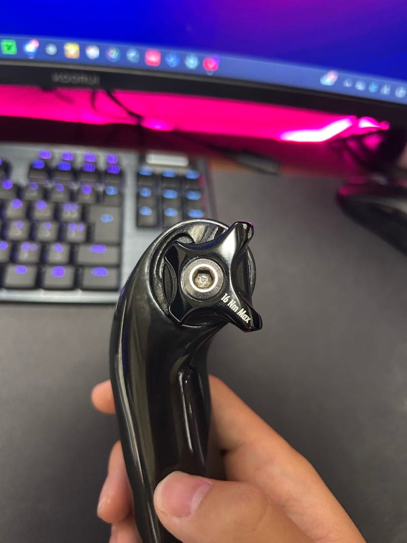 TREK EMONDA SL SLR カーボンシートマストキャップ 175mm