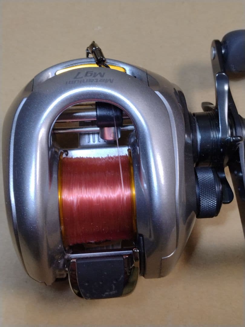 中古良品　シマノ 07メタニウムMg7 右ハンドル