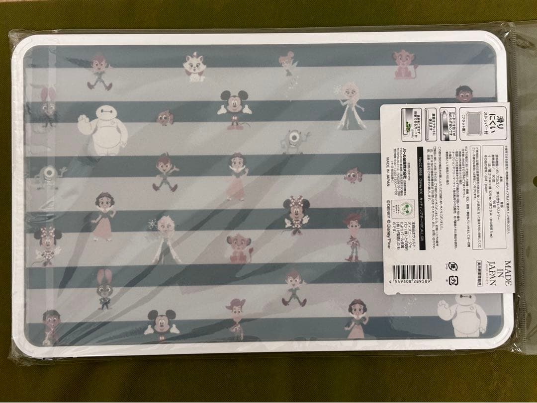 ディズニー100周年限定デザイン　4点