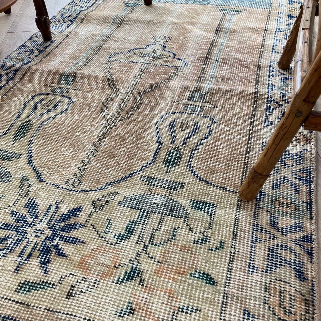 アート✳︎塔✳︎シャンデリア　キャラメルベージュ　ブルー　トルコヴィンテージラグ