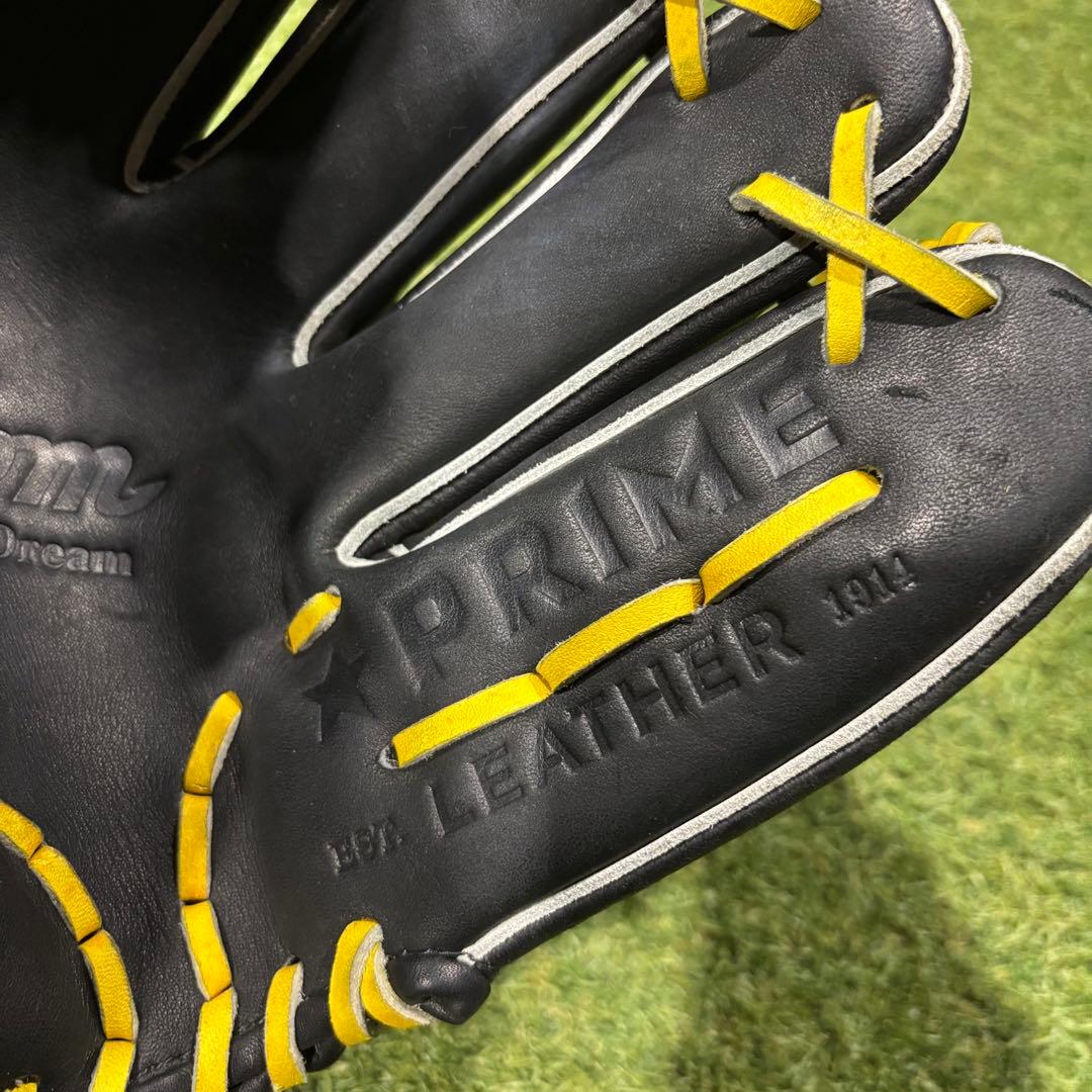 【早いもの勝ち】Glom 軟式グローブ　内野手用