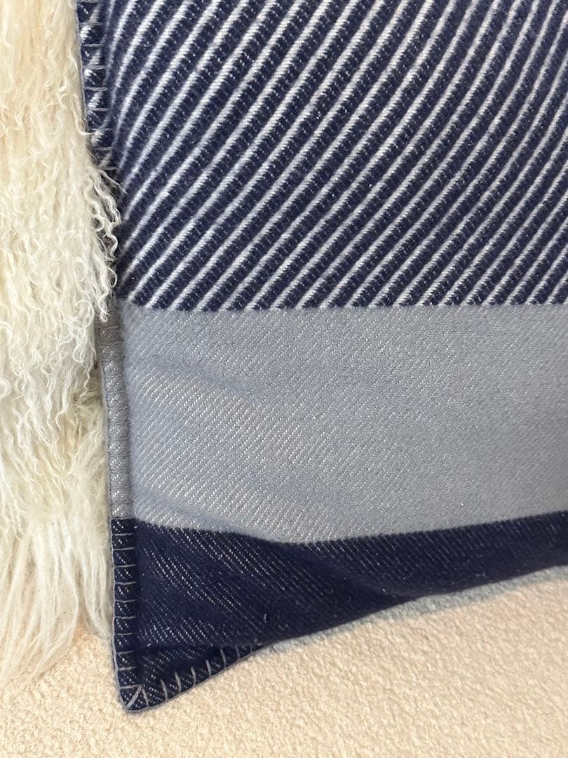 あ*ん様 ⭐️【全国送料無料】定価13万　HERMES エルメス　クッション　H