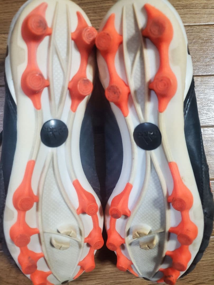 アディダス アディパワープレデタージャパン(ブラック×オレンジ)