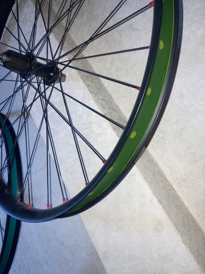 下り系MTBホイール エンド幅142