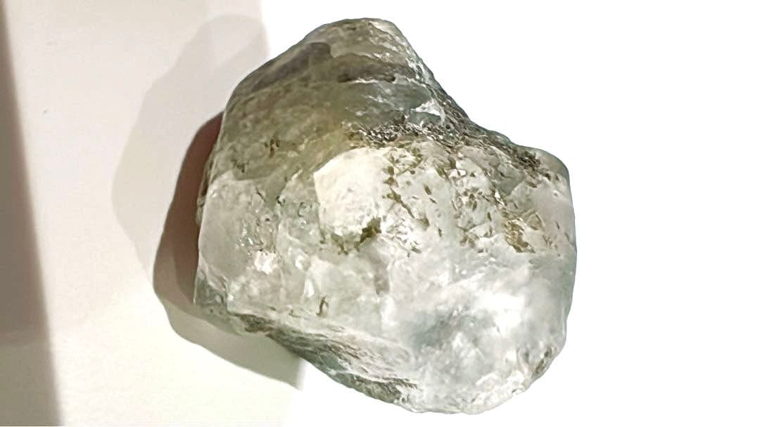 フェナカイト原石　ロシア・マリシェボ産　ほぼ結晶原石