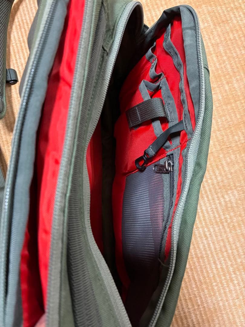 Patagonia Mass Sling ワンショルダー　オリーブグリーン