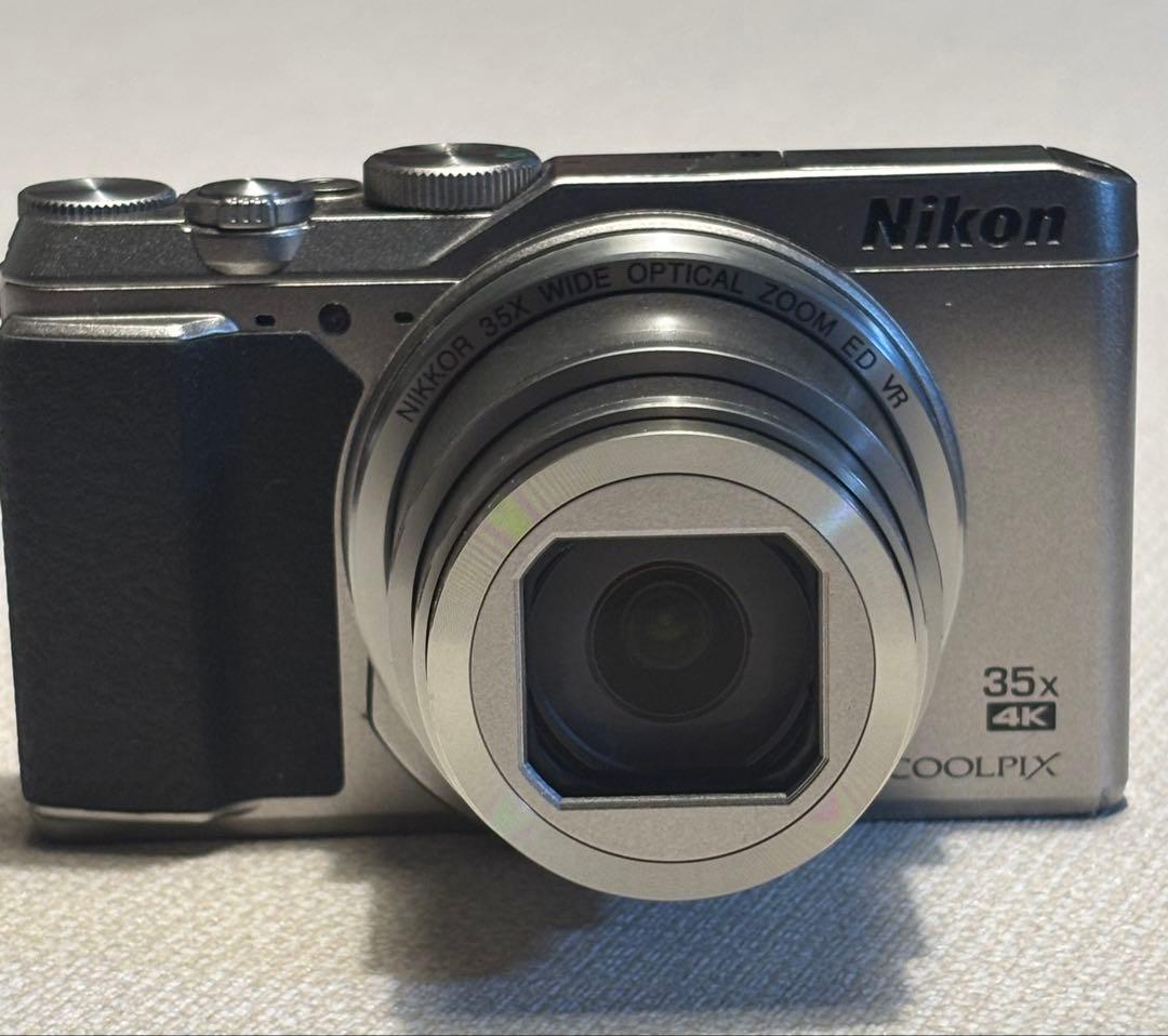 【美品】Nikon COOLPIX A900 シルバー　デジタルカメラ