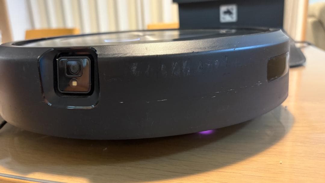 iRobot Roomba j7+ 本体、箱付き、予備ブラシ付