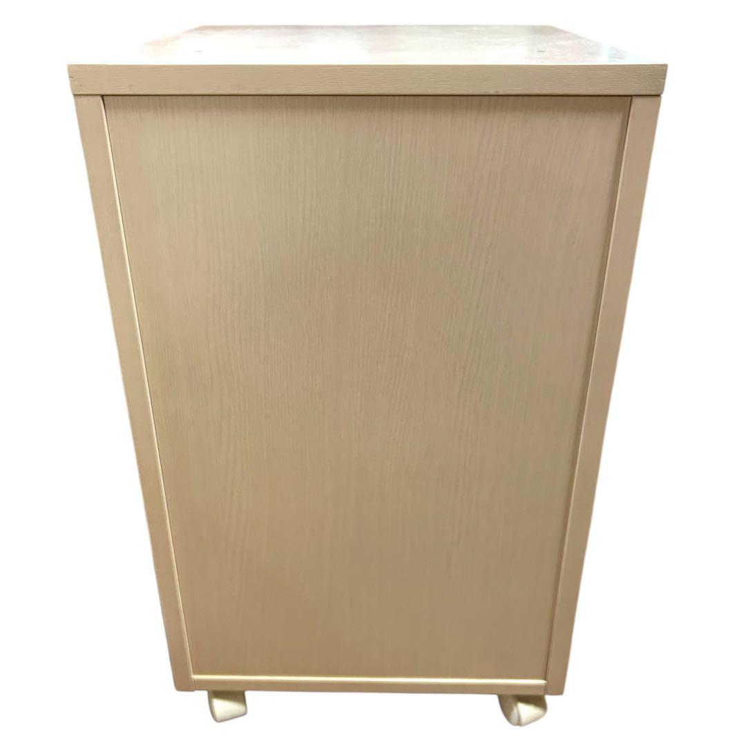 カリモク　デスクワゴン　鍵付き　キャスター付き　karimoku 机　テーブル