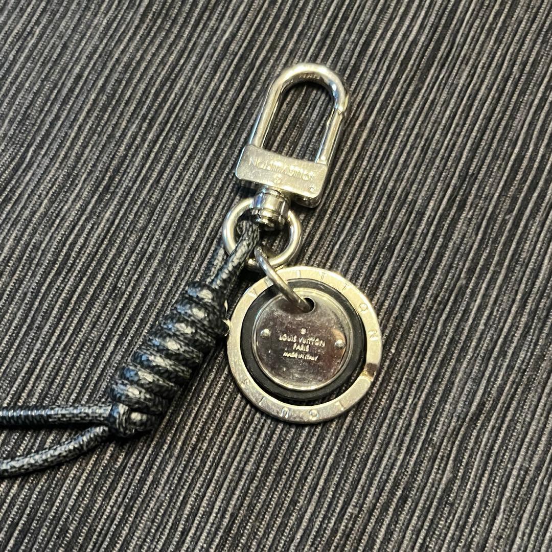 【値下げ】Louis Vuitton キーホルダー ブラック