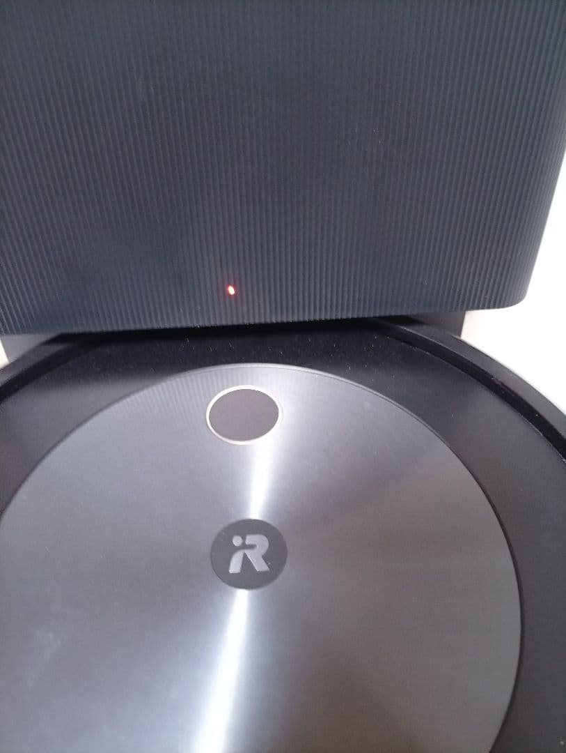 iRobot Roomba J7 本体 充電ステーション付き　作動良好 自動掃除